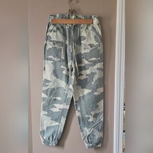 aerie Camo Pants
